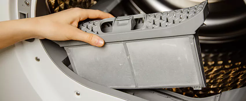 Signs Of A Clogged Dryer Lint Trap in Susanville, California